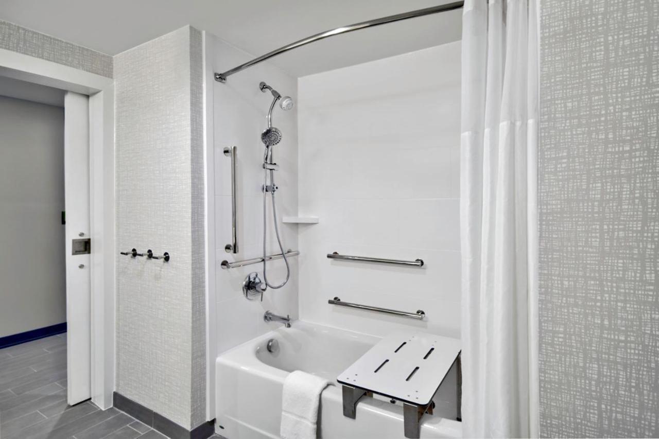 Hampton Inn アビンドン エクステリア 写真