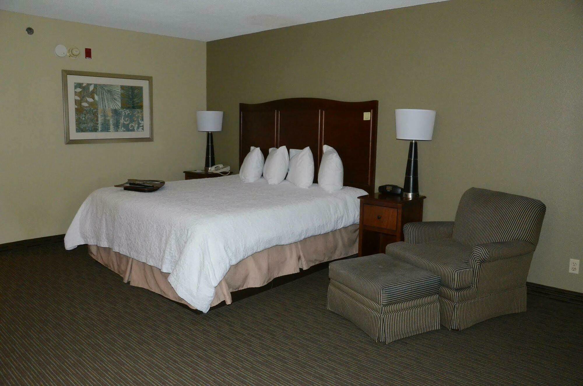 Hampton Inn アビンドン エクステリア 写真
